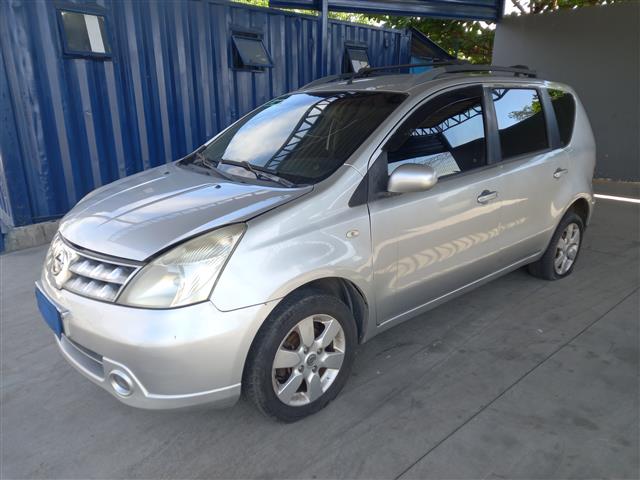 Nissan Livina SL 1.8 Automática 2011/2012 - FUNC.