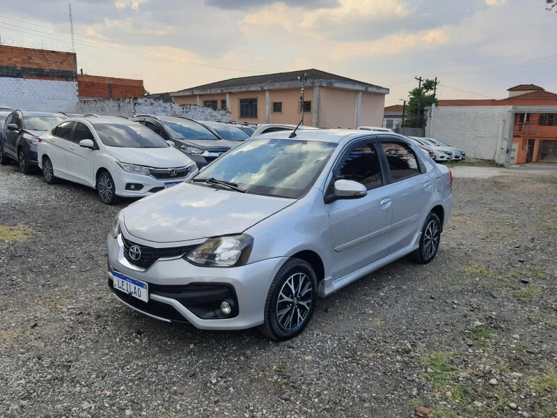 TOYOTA ETIOS PLT15 AT  2017 - FUNC.