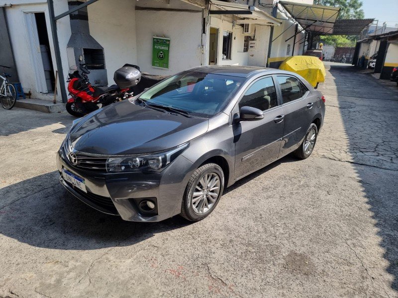 Toyota Corolla XEi 2.0 16V Dual VVT-i 2017 – Cinza – Flex (Álcool/Gasolina) – Funcionando