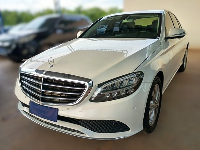 MERCEDES-BENZ C180 2018/2019 - Funcionando 