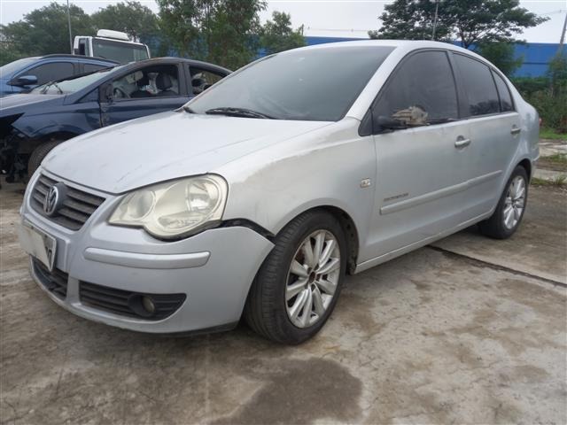 VOLKSWAGEN POLO SEDAN 2.0 COMFOR 2007/2008 - Funcionando