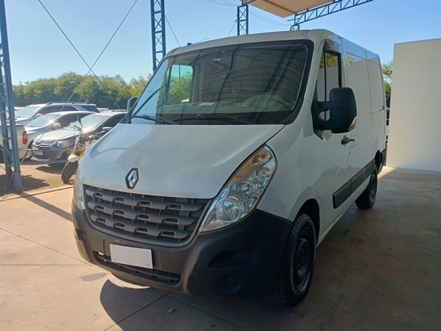 RENAULT MASTER FUR L1H1 2017/2018 - Funcionando