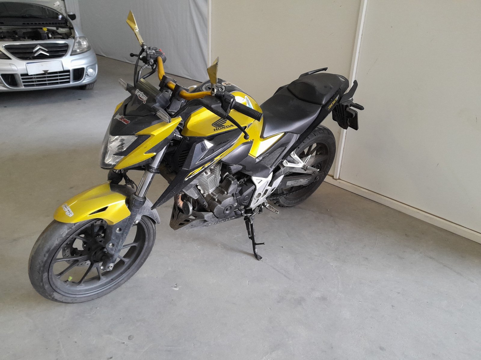 HONDA CB300F TWISTER ABS 2023/2023 - FUNCIONANDO