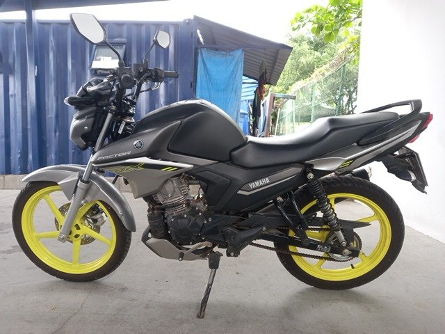 YAMAHA YBR 150 FACTOR DX 2025/2025 - Funcionando