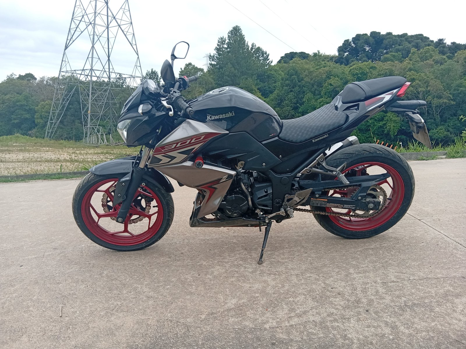 Kawasaki Z300 ABS 2018/2019 – Funcionando