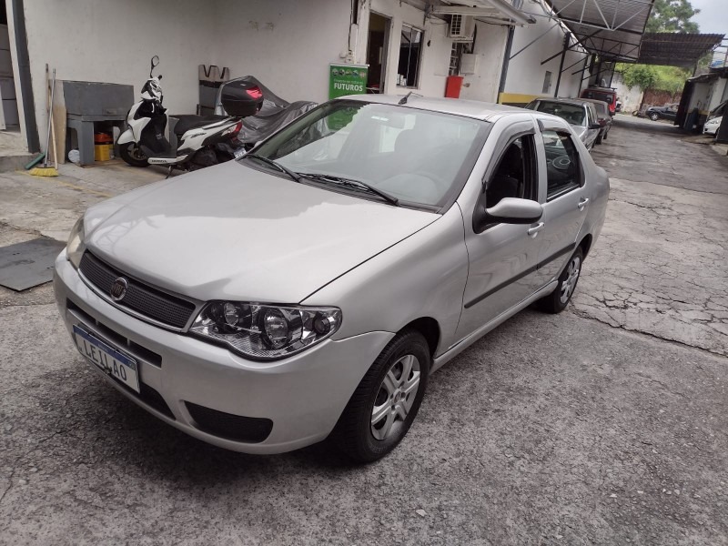 FIAT – SIENA ELX | 2005/2006 | FLEX (ÁLCOOL/GASOLINA) | PRATA – FUNCIONANDO